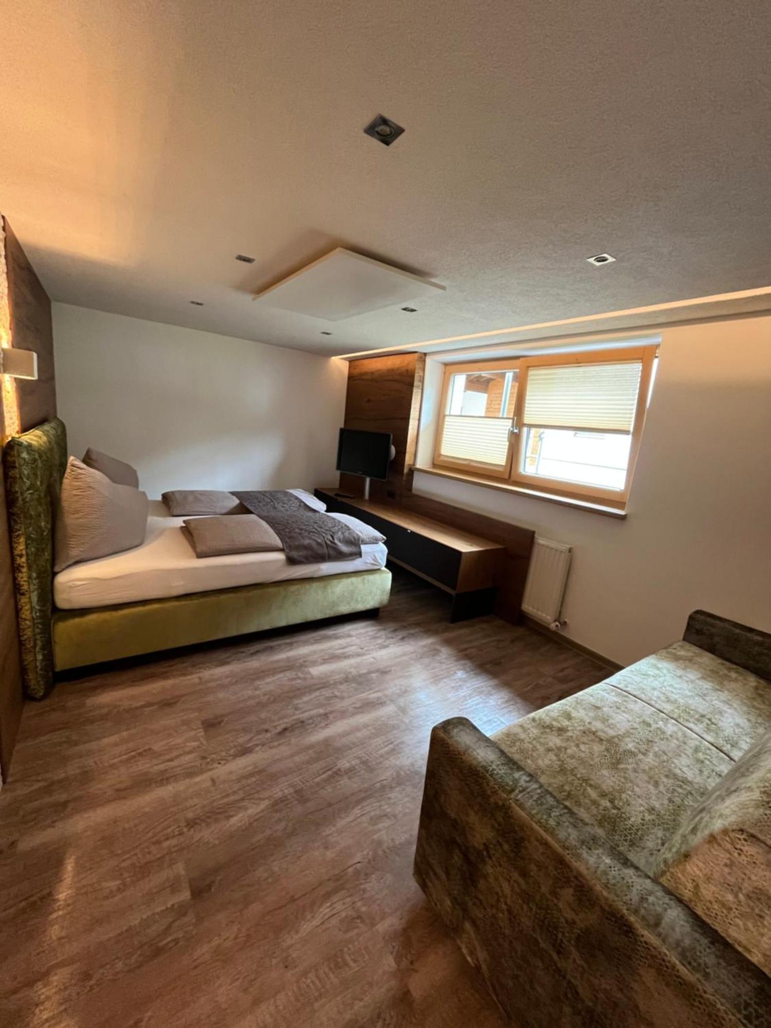 Ferienwohnung Tux Exteriör bild